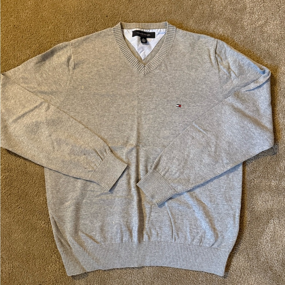 Tommy Hilfiger sweater